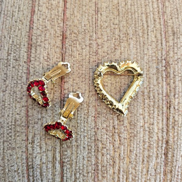 Vintage Rhinestone Red Heart Brooch and Earrings Set - Picture 6 of 7
